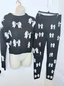 Merry Christmas By POOF NY 2 Piece Set Black And White Bows Acrylic