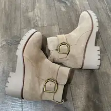 Blondo‎ Dagger Waterproof Suede Leather Lug Sole Buckle Ankle Boots 10M School