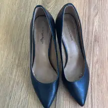 14th & Union Black Heels Shoes