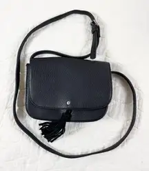 American Eagle Boho Faux Leather Crossbody Saddle Bag Purse Tassel Fringe Black