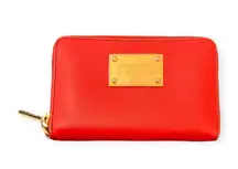 Red Wallet