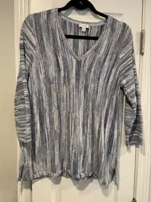 J. Jill Size M Blue White V Neck Long Sleeve Lightweight Split Hem Sweater