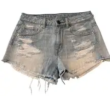 American Eagle high rise distressed shorts 😍