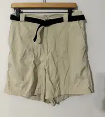 L.L. Bean Women's Size 12 Beige Nylon Cargo Hiking Shorts with Belt