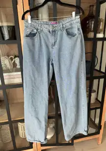 Edikted bow jeans embroidered straight relaxed low rise light wash baggy blue