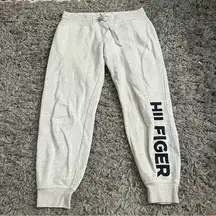 Tommy Hilfiger sweatpants size medium