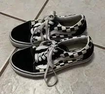 Vans  SZ 6 Women’s Shoes Checked Print