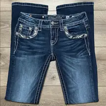 Miss Me 28.5" Low Rise Signature Boot Cut Stretch Blue Jeans Size 26