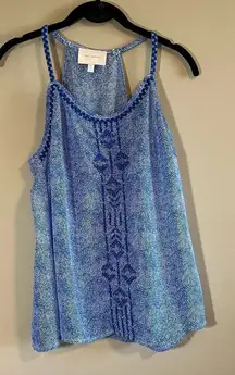 ✨ Skies are Blue Women’s Blue Embroidered Tank Top Small