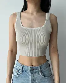 Aritzia Babaton Matte Pearl Sculpt Knit Squareneck Cropped Tank Medium