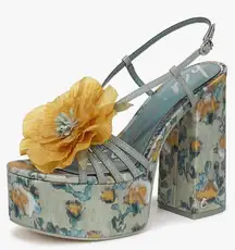 Circus by Sam Edelman Flower Platform HeEls