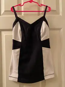 Elongate Tank Top Size 2 Black White Mid Hip Length Shelf Bra Fitted