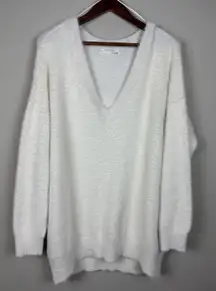 By Anthropologie Oversized Deep V-Neck Eyelash Tunic Ivory Sweater Size Large
