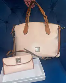 Dooney & Bourke Purse