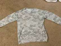 Balance Pullover Sweatshirt Camo Light Grey Top