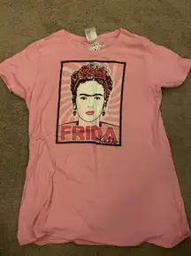 Frida Tee