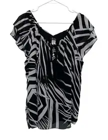 Urban Rose Womens Zebra‎ Print Fluttered Sleeve Blouse Black Gray Size 1X NWT