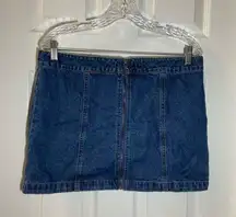 Forever 21 Medium Wash Denim Zipper Front Mini skirt size 31