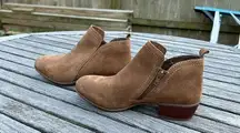 NWOB Diba Genuine Leather Sz  7.5 Ankle Boots tan brown spring summer