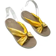 yellow thong toe promise sandals size 8 M