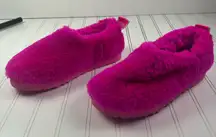 UGG Women’s Fuzzy Slippers Hot Pink Size 8