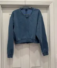 Amazon Cropped V-Neck Sweatshirt Blue