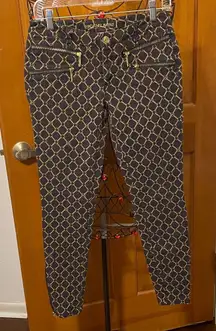 🛍️🛍️🛍️BOGOHO 🛍️🛍️🛍️Michael Kors Black Pants with Gold Pattern-4