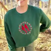 Y2K Vintage Granny Style Cardinal Christmas Sweatshirt Green Large