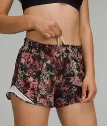 Lululemon Hotty Hot Low-Rise Lined Short 4" Stencil Blossom Red Multi/Sheer Blue