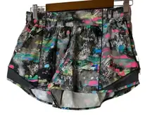 Lululemon Hotty Hot Low-Rise Lined Short 2.5" Paint Drift Multi/Graphite Grey 12