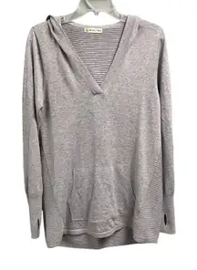 Akini Gray Ribbed Hooded Knit Sweater Pullover Size Medium Minimalist Casual