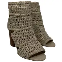 Fergie Womens 7.5 Peep Toe Boot Heels Tan Cream Weave Boots Sandals Sandal