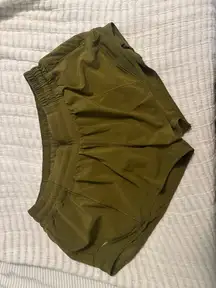 Lululemon Hotty Hot Shorts 2.5"