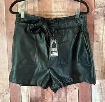 Ci‎ Sono Black Faux Leather Shorts Size Large
