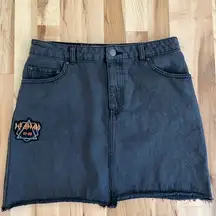 JUNKFOOD DEF LEOPARD PATCHED BLACK DENIM SKIRT SIZE 7