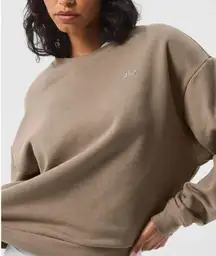 Alo yoga sweater
