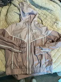 Nike Windbreaker Jacket Women’s