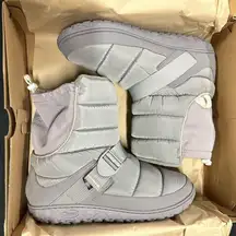 New Chaco Ramble Puff Tall Insulated Winter Boots 11 Ash Gray