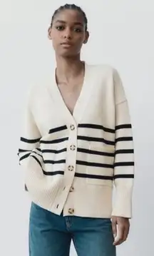 ZARA Stripe Cardigan Sweater in Ivory and‎ Black Stripes button front