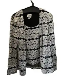 R&M‎ Richards Women's Black & Silver Lace Jacket with Camisole Top Size 16
