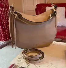 Sutton pebbled leather bag used handful times excellent condition