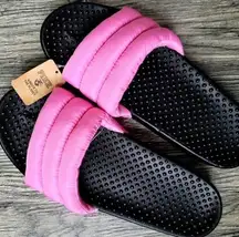 NWT Victoria Secret Pink Soft Cushion Wide Strap SLIDES SHOES