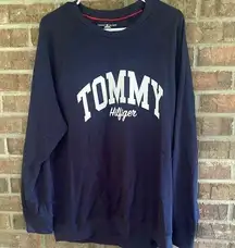 Tommy Hilfiger Men's Navy Crewneck Sweater