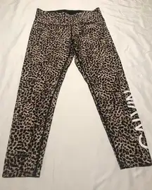 Performance Women’s Leopard Print Legging Size L