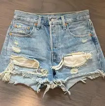 501 Jean Shorts • Size 25