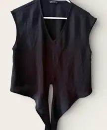 Chic Black Sleeveless V-Neck Tie-Front Blouse