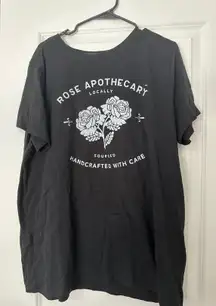 Schitts Creek Rose Apothecary Graphic Tee