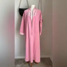 Vintage Vanity Fair Pink Zip Pockets Housecoat Robe, Size Large