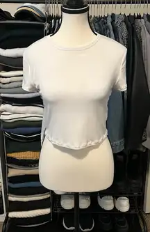 Aritzia Sunday Best Ribbed Short Sleeve T-Shirt White Size M