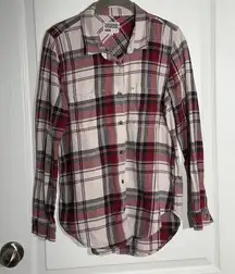 Vans Woman’s Plaid Button Down Shirt
